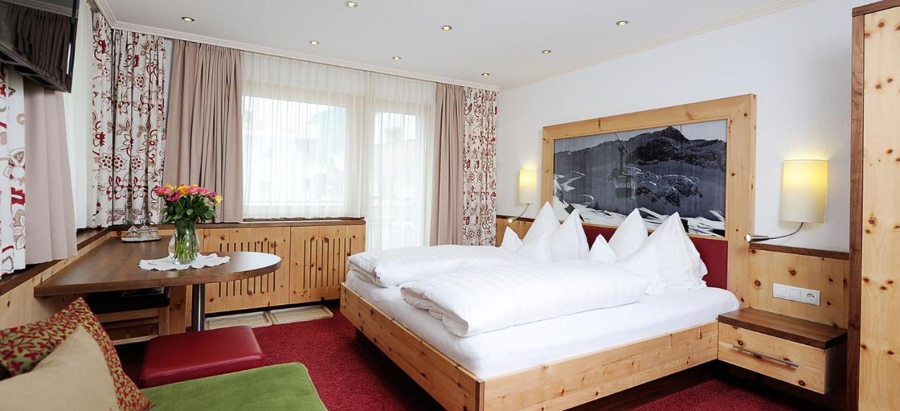 Hotel Kristall B&B Ischgl Exterior foto