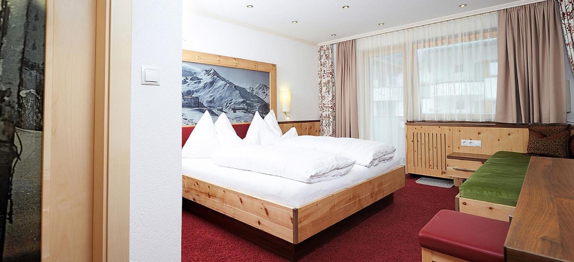 Hotel Kristall B&B Ischgl Exterior foto